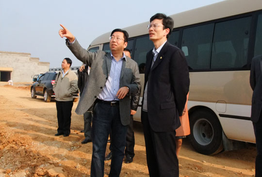 宜春市委常委紀委書記王宏安視察公司四特科技工業園項目