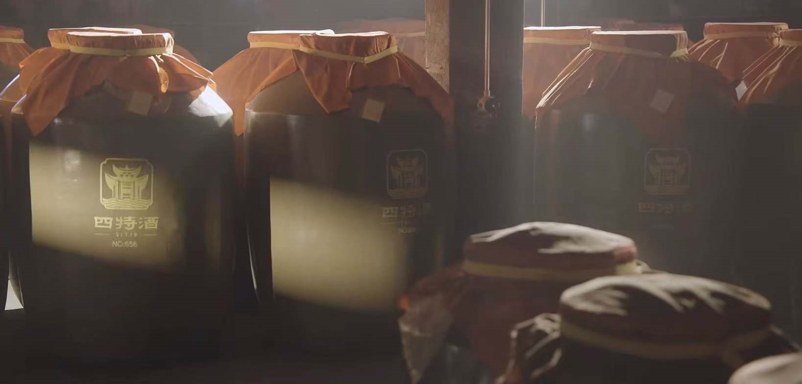 1729584414781066049.jpg 3.jpg